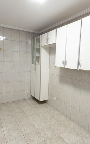 Casa à venda com 105m², 2 quartos e 1 vaga Casa à venda com 105m², 2 quartos e 1 vagaÁrea de Serviço