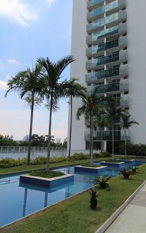 Apartamento à venda com 77m², 2 quartos e 1 vagaÁrea comum 