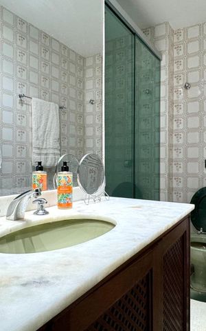 Apartamento à venda com 113m², 2 quartos e 1 vagaBanheiro