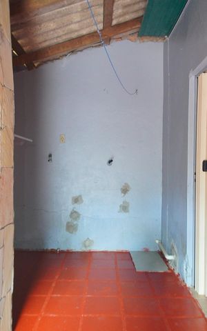 Casa à venda com 100m², 2 quartos e 1 vagaÁrea de Serviço