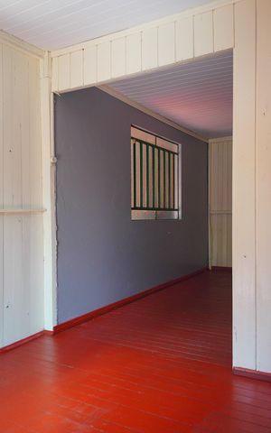 Casa à venda com 100m², 2 quartos e 1 vagaSala
