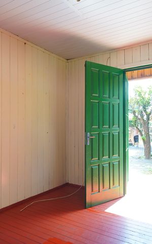 Casa à venda com 100m², 2 quartos e 1 vagaSala