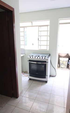 Casa à venda com 450m², 6 quartos e 4 vagasCozinha 2