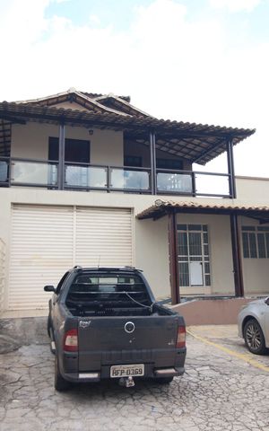 Casa à venda com 450m², 6 quartos e 4 vagasQuintal