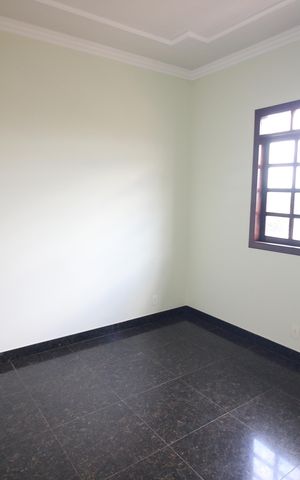 Casa à venda com 450m², 6 quartos e 4 vagasQuarto 4