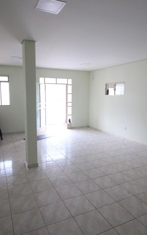 Casa à venda com 450m², 6 quartos e 4 vagasSala 2