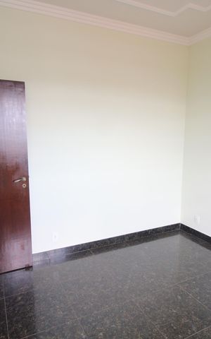 Casa à venda com 450m², 6 quartos e 4 vagasQuarto 4
