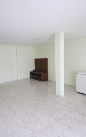 Casa à venda com 450m², 6 quartos e 4 vagasSala 2