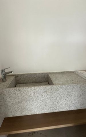 Apartamento para alugar com 123m², 2 quartos e 2 vagas Apartamento para alugar com 123m², 2 quartos e 2 vagasLavabo