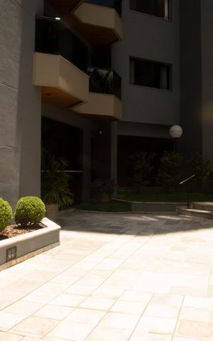 Apartamento à venda com 167m², 3 quartos e 2 vagasHall de entrada