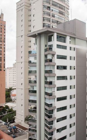 Apartamento à venda com 167m², 3 quartos e 2 vagasVista da Varanda do Quarto 2