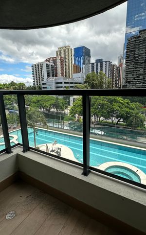 Apartamento para alugar com 123m², 2 quartos e 2 vagas Apartamento para alugar com 123m², 2 quartos e 2 vagasVaranda