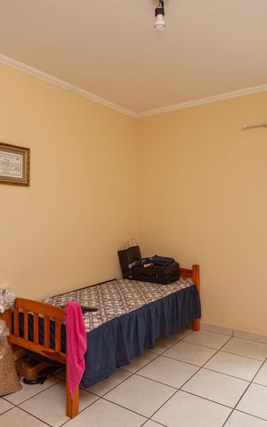 Casa à venda com 303m², 3 quartos e 3 vagasQuarto 3