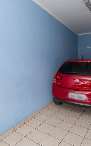 Casa à venda com 303m², 3 quartos e 3 vagasGaragem