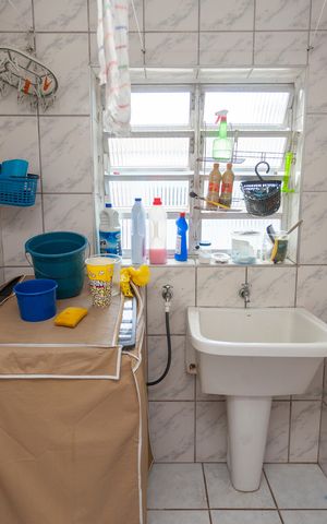 Casa à venda com 303m², 3 quartos e 3 vagasÁrea de Serviço