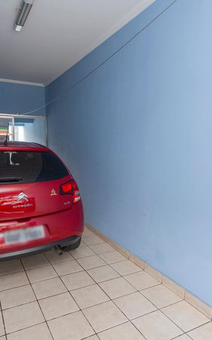 Casa à venda com 303m², 3 quartos e 3 vagasGaragem