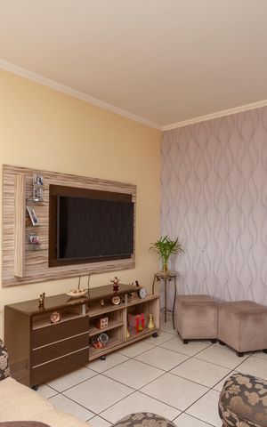 Casa à venda com 303m², 3 quartos e 3 vagasSala