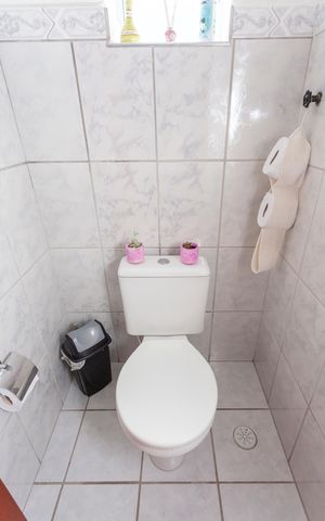 Casa à venda com 303m², 3 quartos e 3 vagasBanheiro