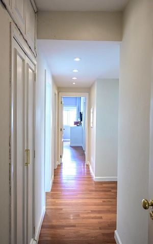 Apartamento para alugar com 227m², 4 quartos e 4 vagasCorredor