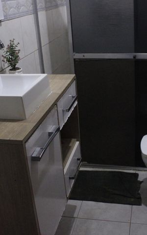 Casa à venda com 215m², 4 quartos e 3 vagasBanheiro 3