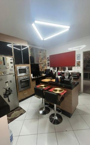 Casa à venda com 250m², 3 quartos e 3 vagasCozinha