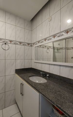 Apartamento à venda com 98m², 3 quartos e 1 vagaBanheiro Social