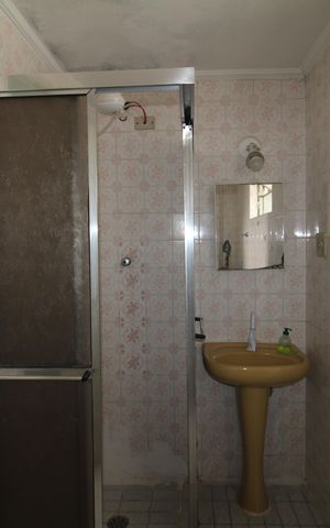Apartamento à venda com 81m², 2 quartos e 1 vagaBanheiro