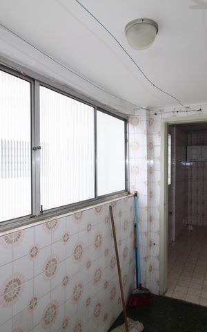 Apartamento à venda com 81m², 2 quartos e 1 vagaÁrea de Serviço