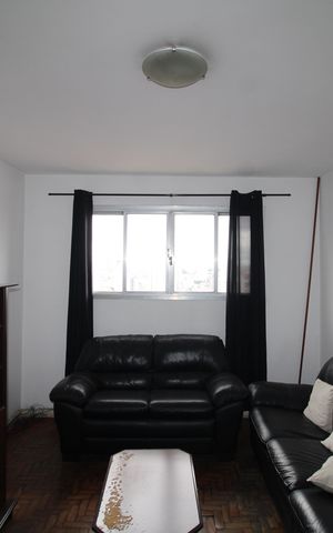 Apartamento à venda com 81m², 2 quartos e 1 vagaSala