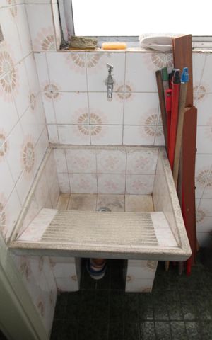 Apartamento à venda com 81m², 2 quartos e 1 vagaÁrea de Serviço