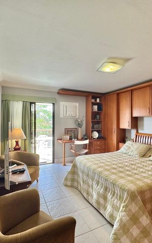 Apartamento para alugar com 202m², 4 quartos e 3 vagas Apartamento para alugar com 202m², 4 quartos e 3 vagasQuarto
