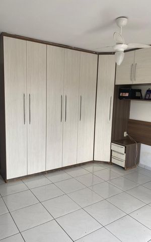 Casa à venda com 200m², 4 quartos e 2 vagas Casa à venda com 200m², 4 quartos e 2 vagasQuarto