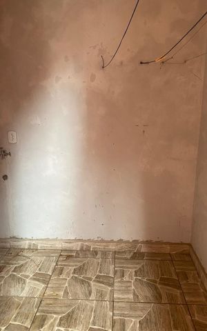 Casa à venda com 200m², 4 quartos e 2 vagas Casa à venda com 200m², 4 quartos e 2 vagasÁrea de serviço