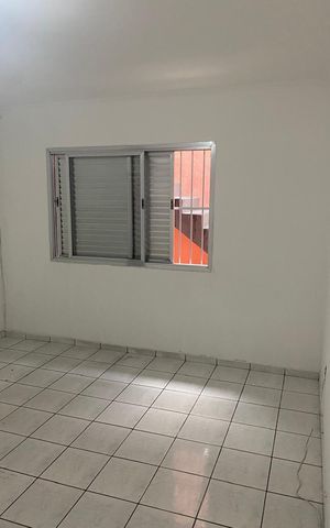 Casa à venda com 200m², 4 quartos e 2 vagas Casa à venda com 200m², 4 quartos e 2 vagasQuarto
