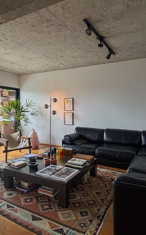 Apartamento à venda com 85m², 1 quarto e 2 vagas
