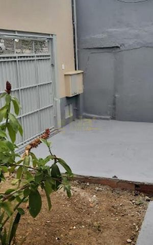 Casa à venda com 172m², 2 quartos e 2 vagas