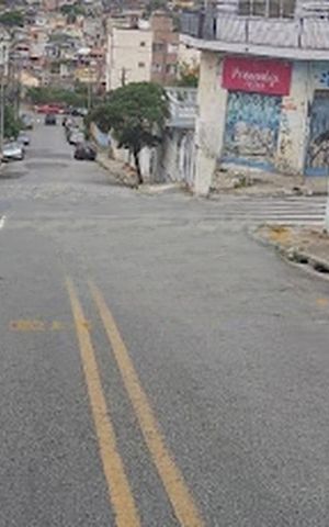 Casa à venda com 172m², 2 quartos e 2 vagas