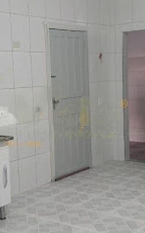 Casa à venda com 172m², 2 quartos e 2 vagas