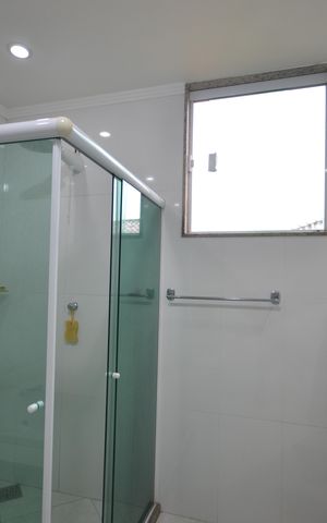 Casa à venda com 360m², 4 quartos e 2 vagasBanheiro Social