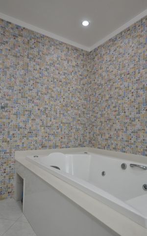Casa à venda com 360m², 4 quartos e 2 vagasBanheiro da Suíte