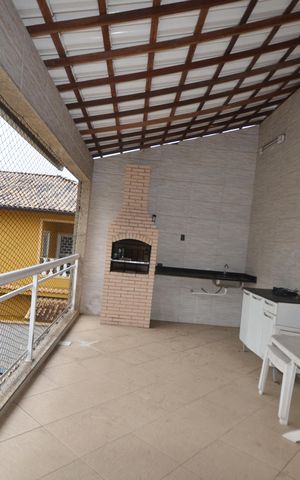 Casa à venda com 360m², 4 quartos e 2 vagasChurrasqueira
