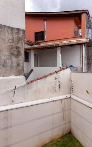 Apartamento à venda com 40m², 2 quartos e 1 vaga Apartamento à venda com 40m², 2 quartos e 1 vagaÁrea de Serviço e Varanda - Vista