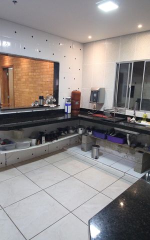 Casa à venda com 224m², 3 quartos e 3 vagasCozinha