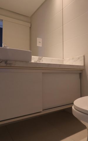 Casa de condomínio à venda com 150m², 3 quartos e 2 vagasBanheiro