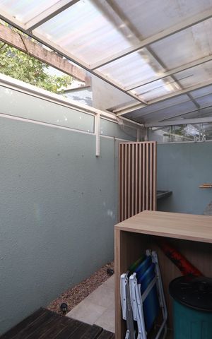 Casa de condomínio à venda com 150m², 3 quartos e 2 vagasEspaço Gourmet