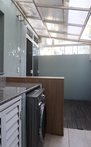 Casa de condomínio à venda com 150m², 3 quartos e 2 vagasEspaço Gourmet