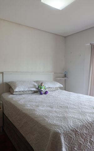 Casa de condomínio à venda com 150m², 3 quartos e 2 vagasSuíte 2