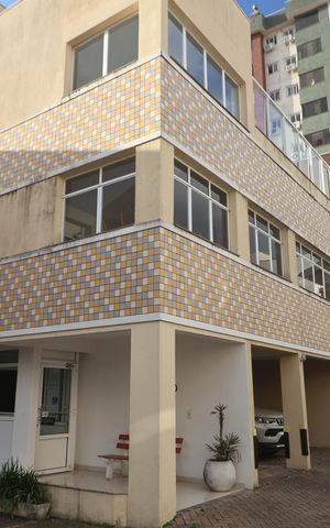 Casa de condomínio à venda com 150m², 3 quartos e 2 vagasÁrea comum