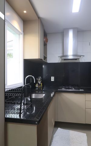 Casa de condomínio à venda com 150m², 3 quartos e 2 vagasCozinha - Armários