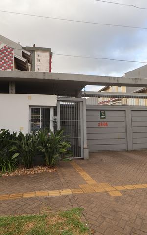 Casa de condomínio à venda com 150m², 3 quartos e 2 vagasFachada